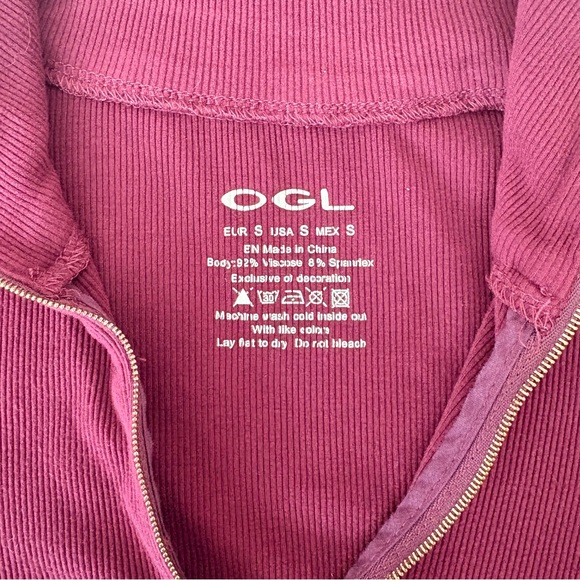OGL Move Plum Long Sleeve Quarter Zip - Picture 3 of 7